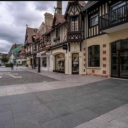 Deauville : Magnifique Studio En Face Du Casino ! Esterno foto
